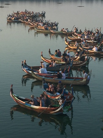 sejour-voyage-circuit-birmanie-pirogue-u-bein-bridge